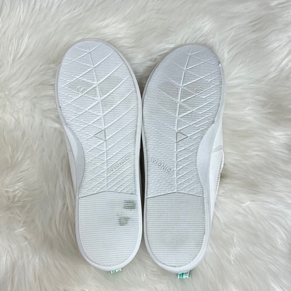 Vionic Beach White Marshall Slip On Sneakers - Picture 7 of 9